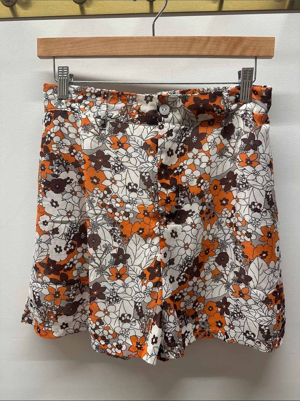 Vintage-Style High-Waist Floral Print Shorts
